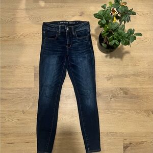 American Eagle Outfitters Women's Next Level Stretch Dark Blue Jeans
